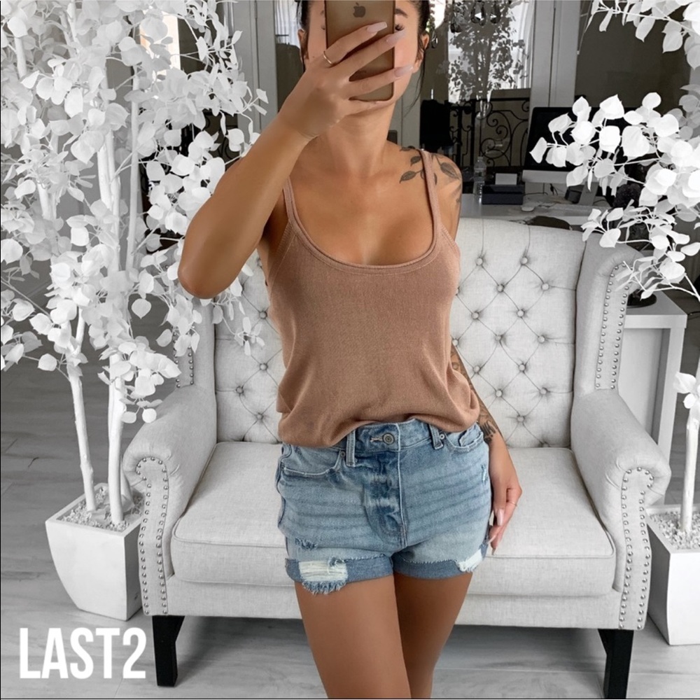 HILLS— in Sunkissed